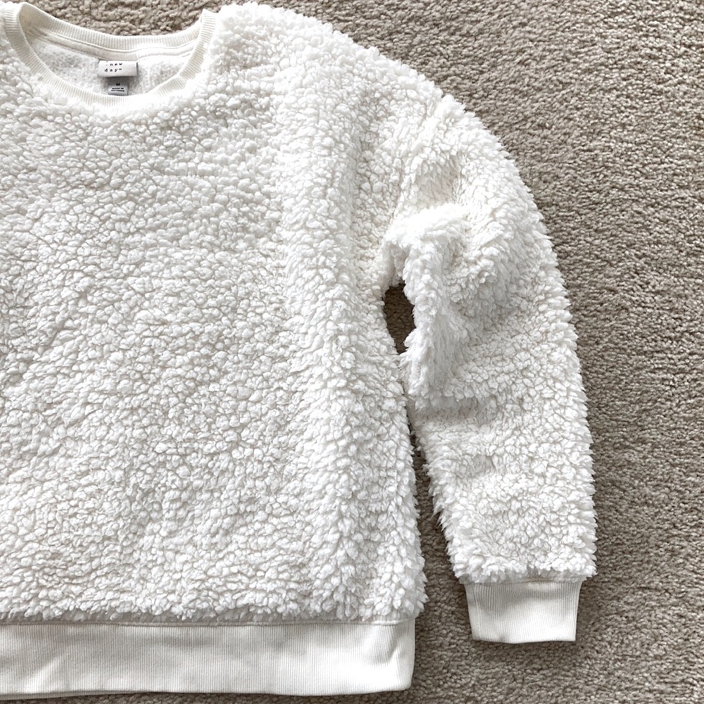 A New Day Fuzzy Fleece Pullover - Picture 3 of 5